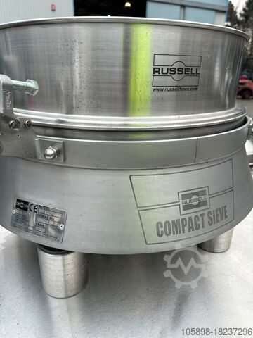 Compact sieving stations Russell Finex 17240