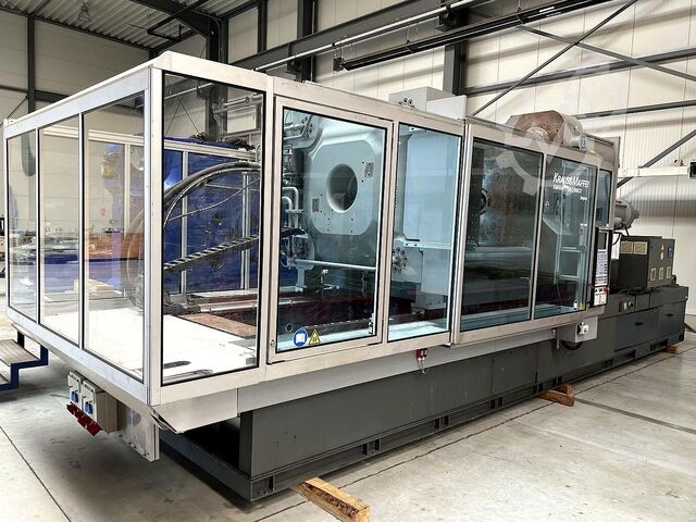 Injection molding machine KraussMaffei KM 650 - 2700 C2