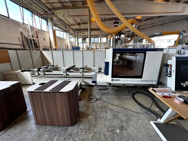 Machining center SCM ACCORD 25 FX